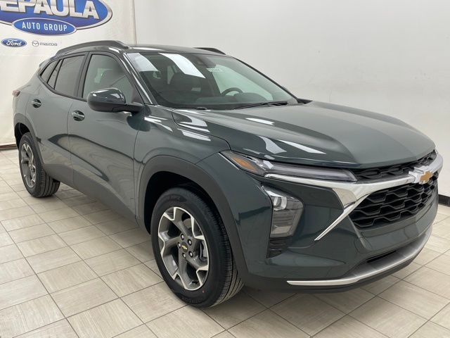 2026 Chevrolet Trax LT's photo