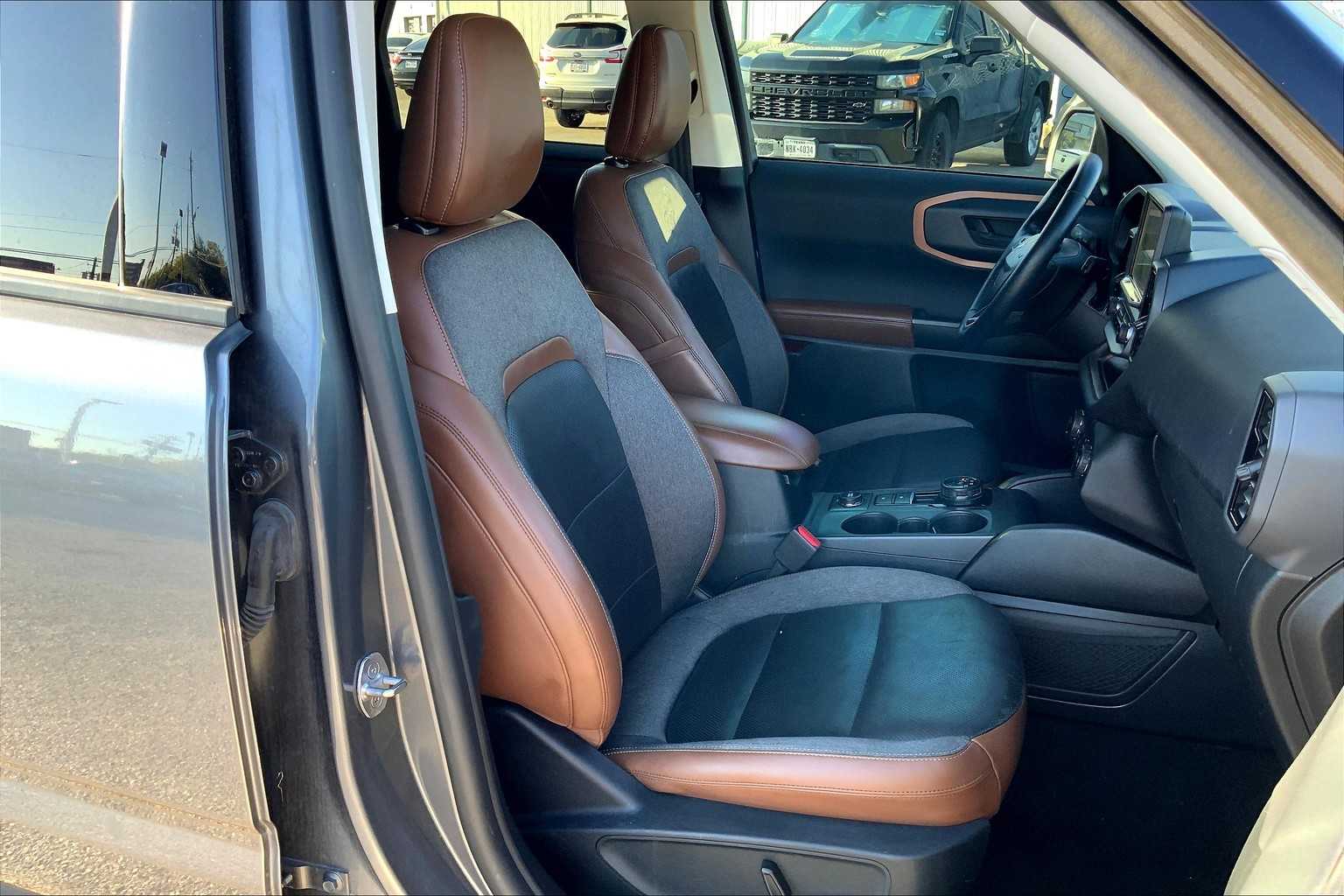 2021 Ford Bronco Sport Outer Banks photo 7