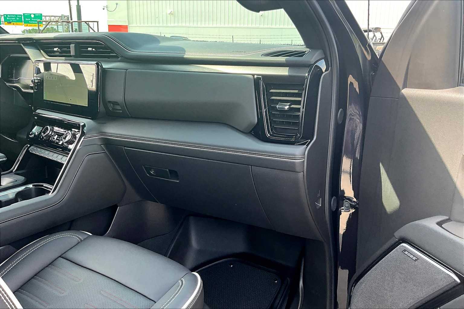2025 Gmc Sierra 1500 AT4X photo 18
