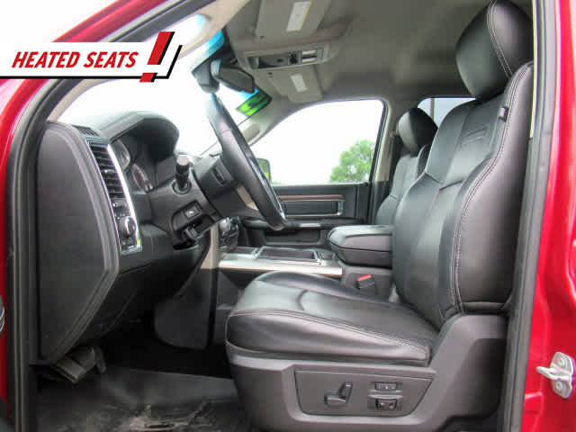 2015 Ram 1500 Laramie photo 4
