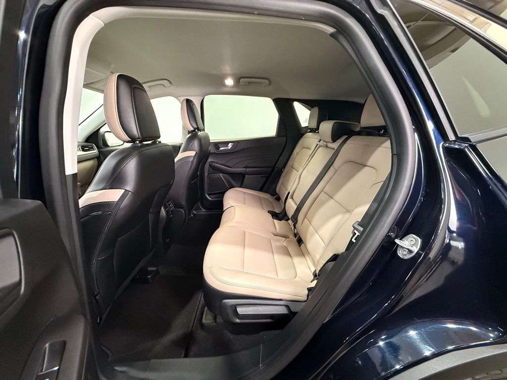 2021 Ford Escape Hybrid SEL photo 17