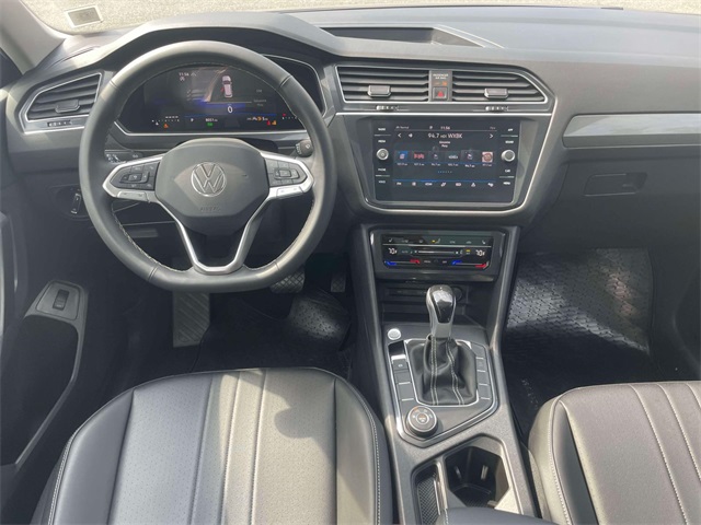 2024 Volkswagen Tiguan SE Wolfsburg Edition photo 11