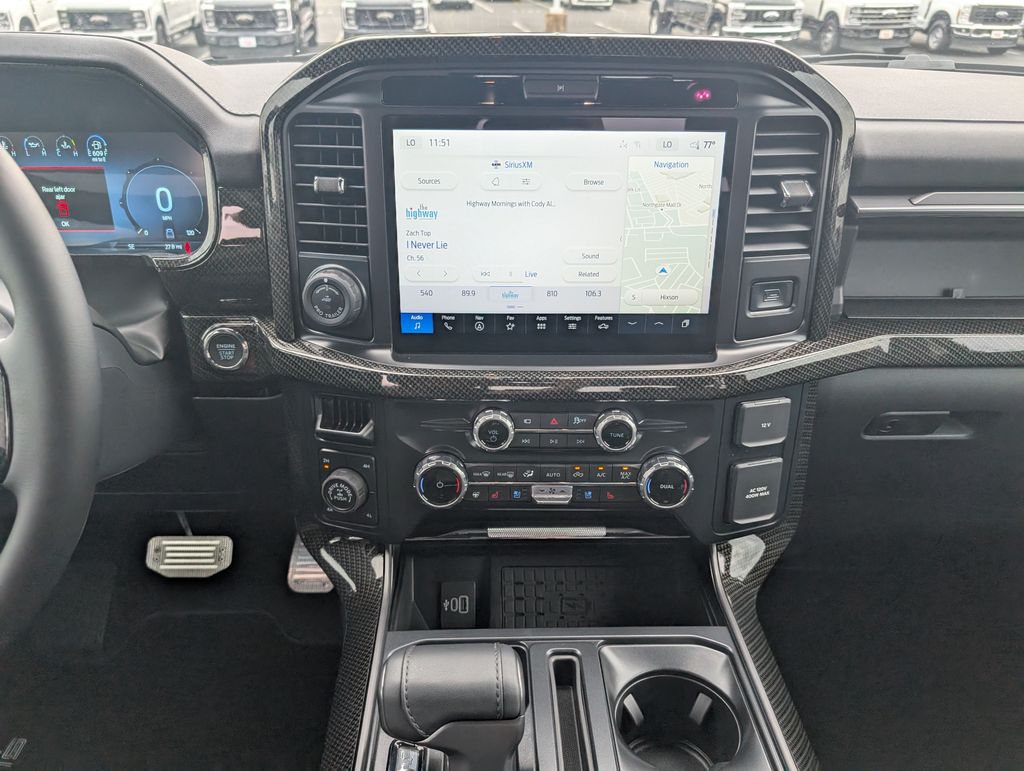 2025 Ford F-150 Lariat photo 19