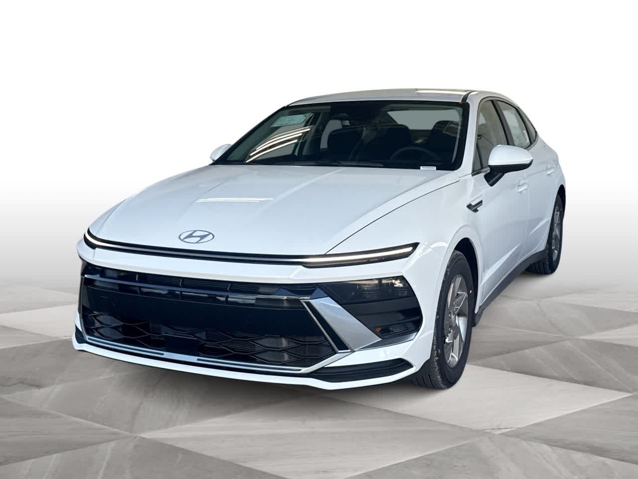 2026 Hyundai Sonata SE's photo