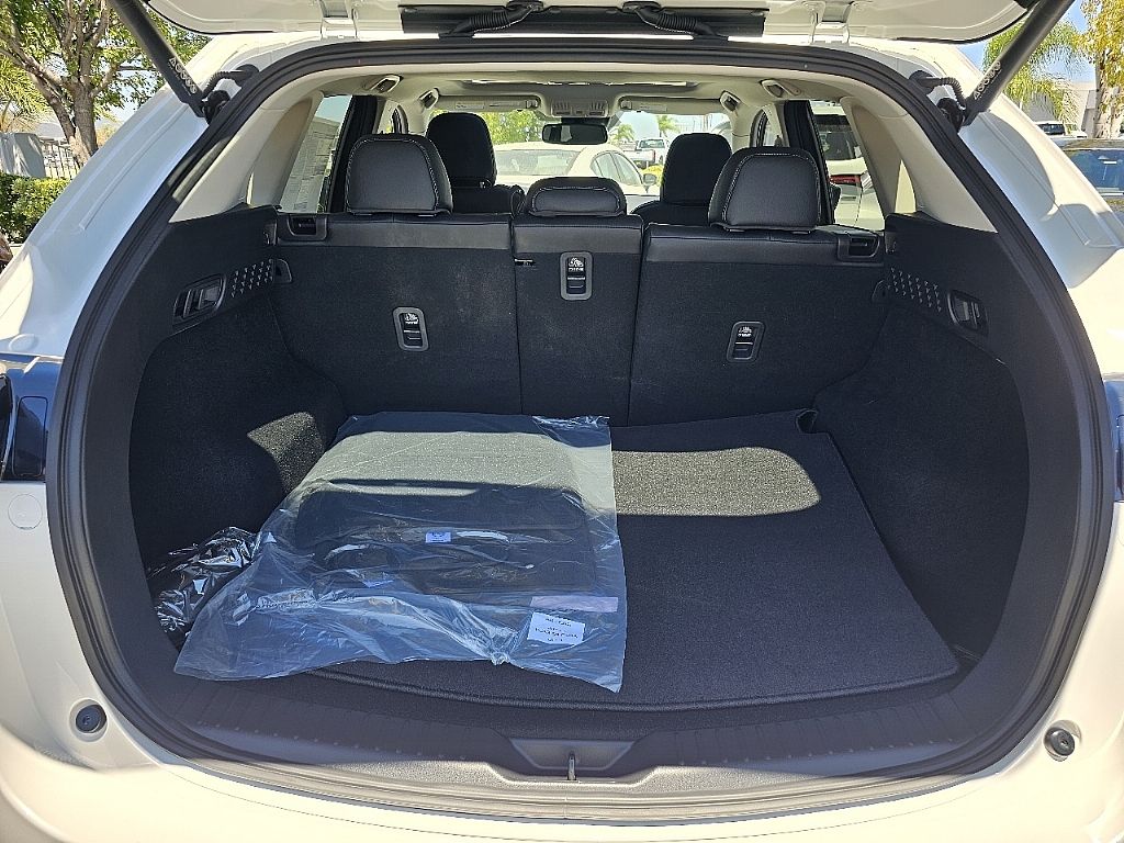 2025 Mazda CX-5 2.5 Premium Plus photo 11