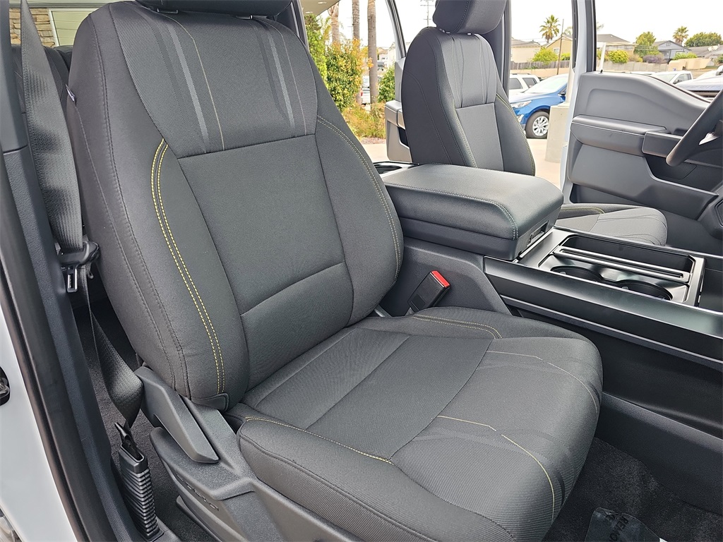 2025 Ford F-150 STX photo 8