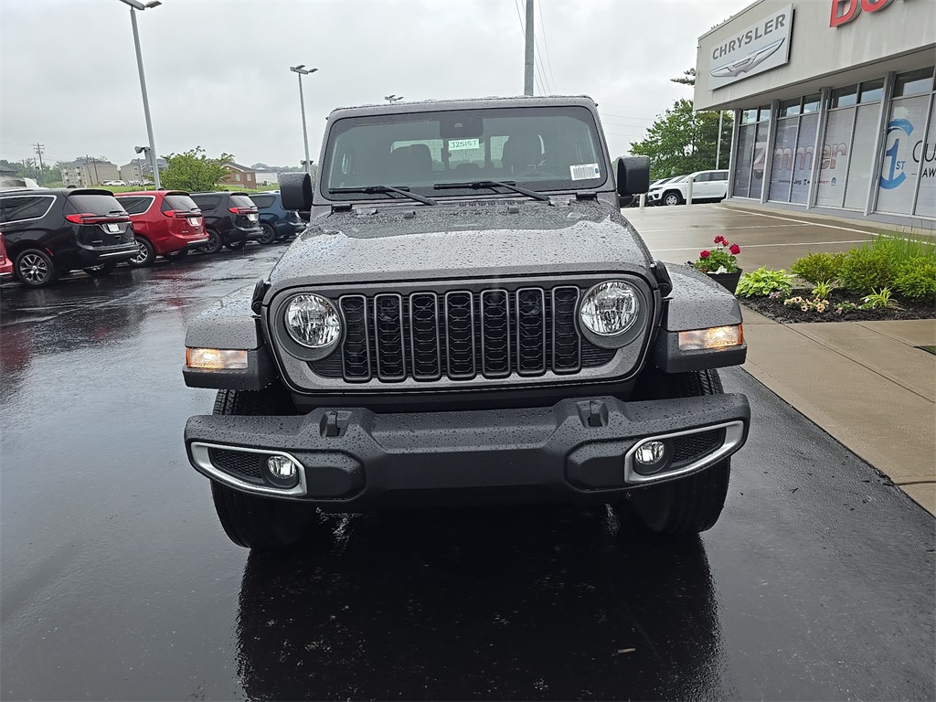 2025 Jeep Gladiator Sport S photo 3