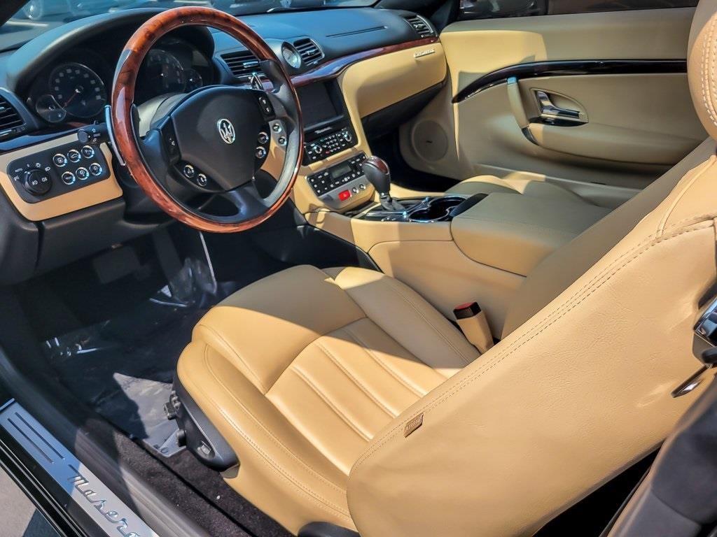2010 Maserati Granturismo Base photo 9