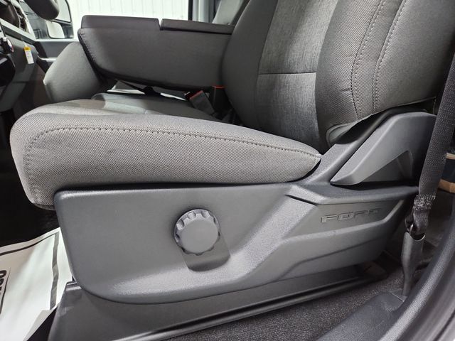 2026 Ford F-250 XL photo 4