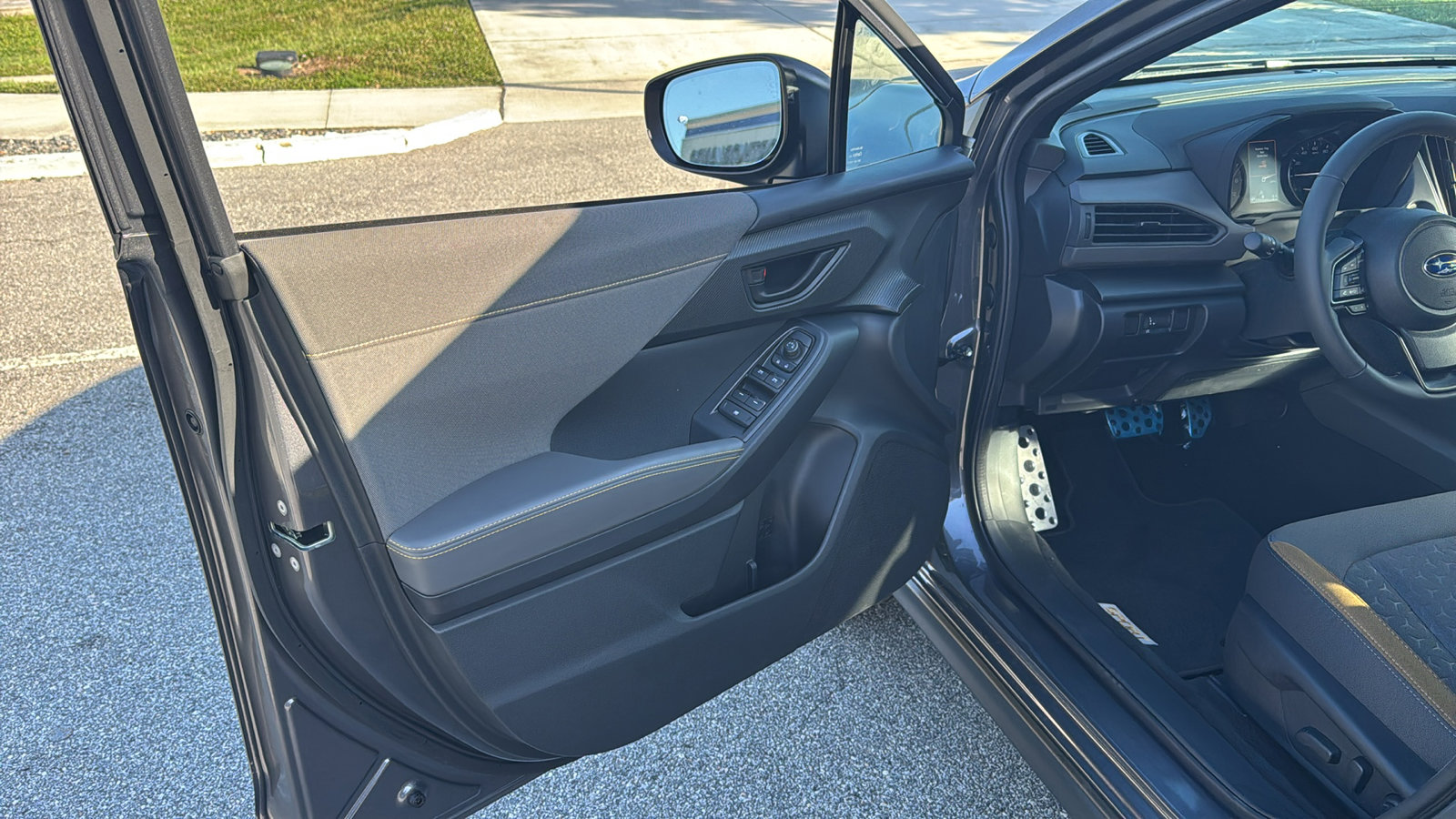 2025 Subaru Crosstrek Sport photo 9