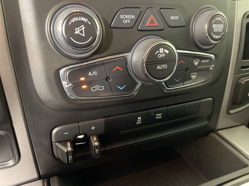 2023 Ram 1500 Classic SLT photo 32