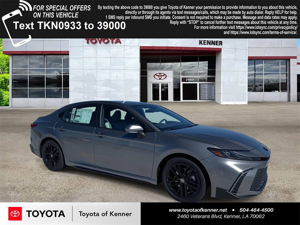 2026 Toyota Camry SE's photo