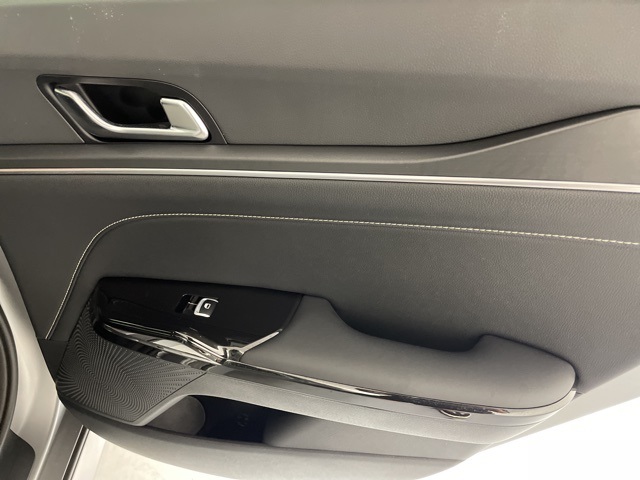 2026 Kia K5 GT-Line photo 37