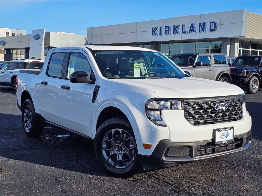 2025 Ford Maverick XLT's photo