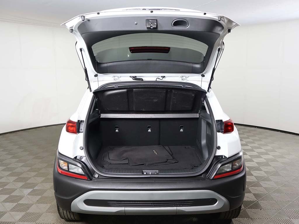 2023 Hyundai Kona SEL photo 10