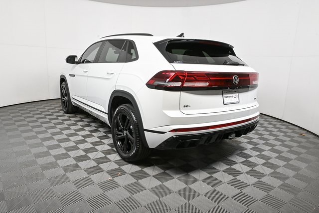 2026 Volkswagen Atlas Cross Sport SEL R-LINE