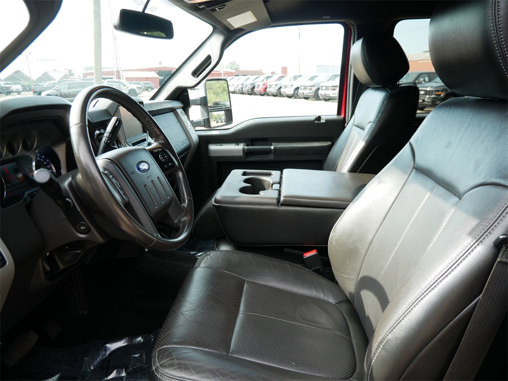2015 Ford F-250 Lariat photo 14