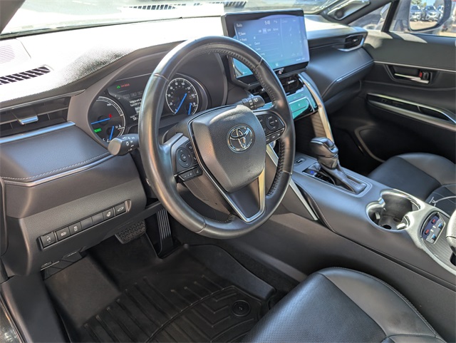 2021 Toyota Venza XLE photo 9