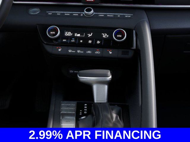 2025 Hyundai Elantra Limited photo 14