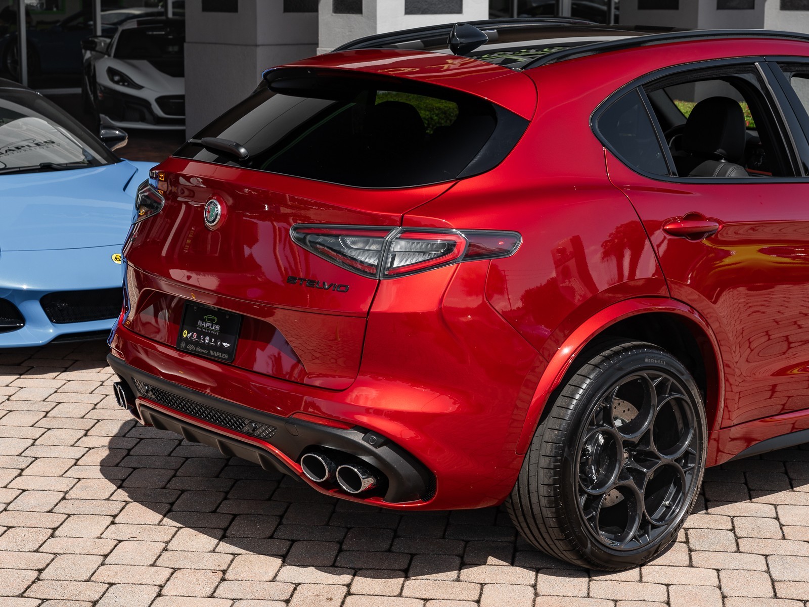 2024 Alfa Romeo Stelvio Quadrifoglio photo 2