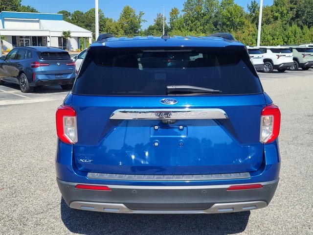 2022 Ford Explorer XLT photo 3