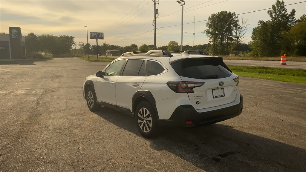 2023 Subaru Outback Premium photo 6