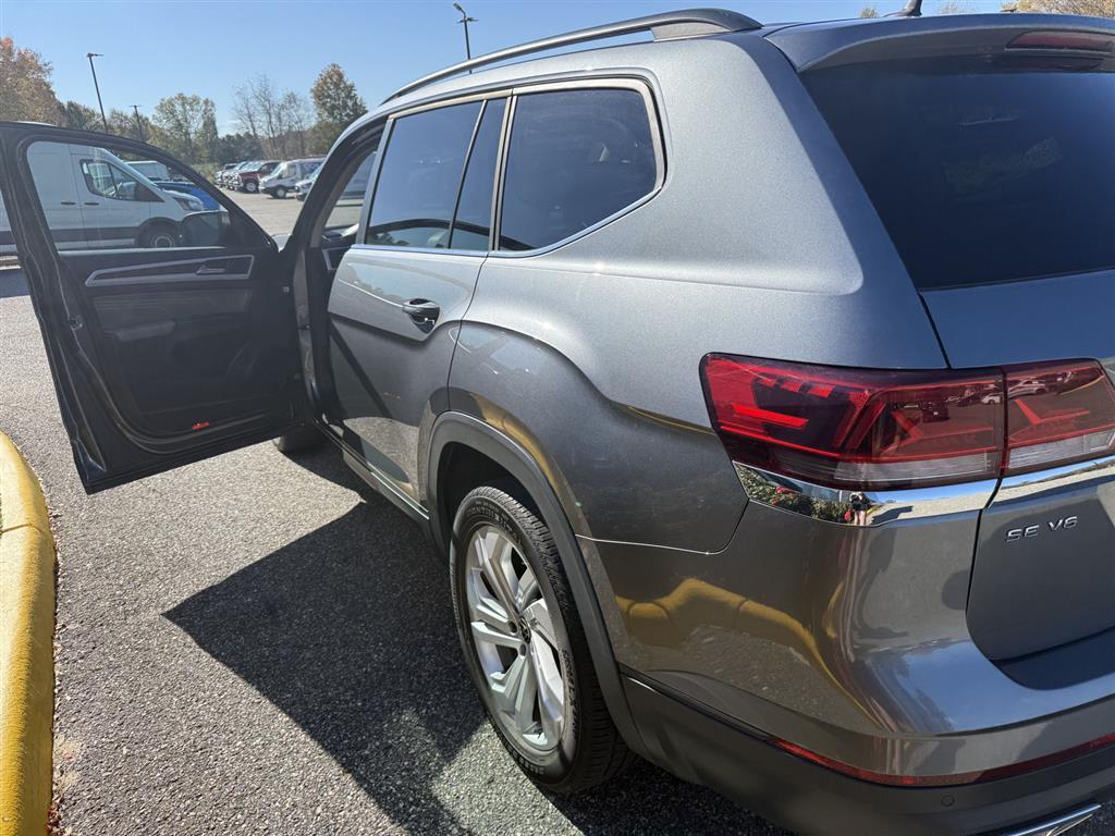 2021 Volkswagen Atlas V6 SE Technology photo 2