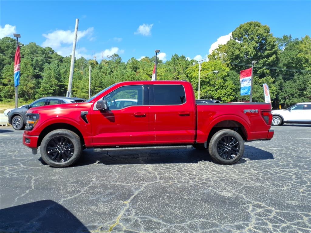 2025 Ford F-150 XLT photo 2