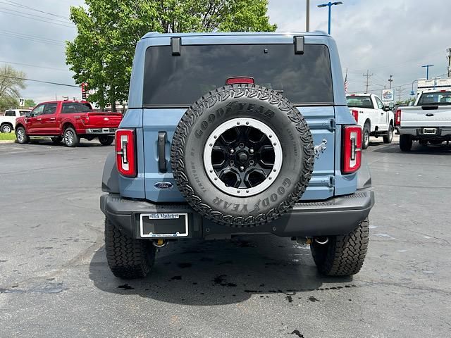 2025 Ford Bronco Badlands photo 6