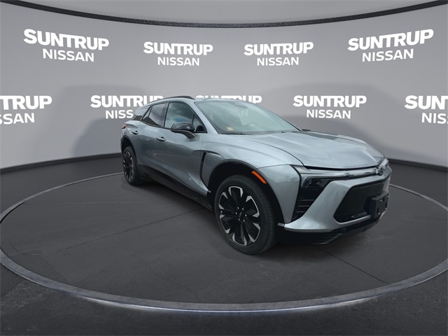 Used 2024 Chevrolet Blazer EV RS with VIN 3GNKDCRJXRS166033 for sale in St. Louis, MO