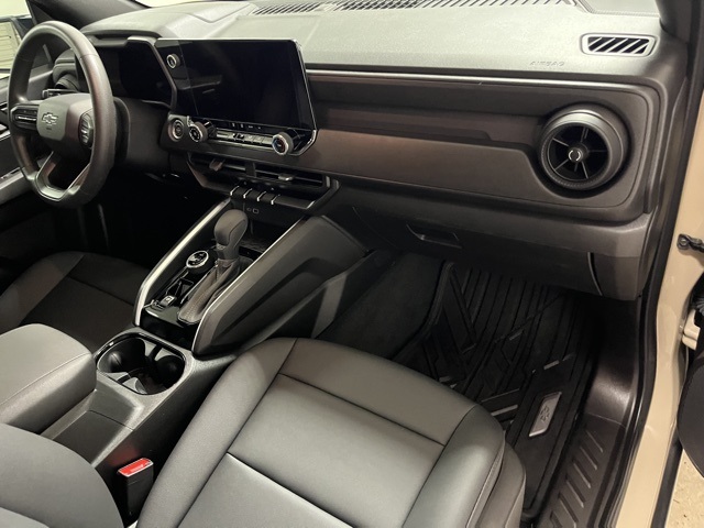 2024 Chevrolet Colorado Trail Boss photo 13