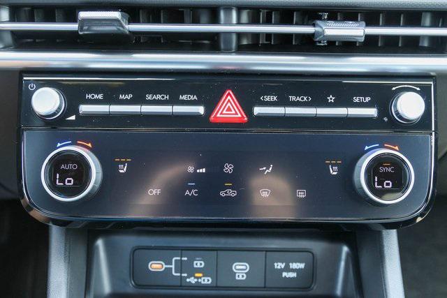 New 2025 White Hyundai SEL FWD image 16