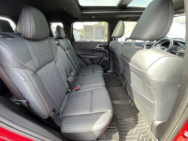 2025 Mitsubishi Outlander SEL Black Edition photo 31