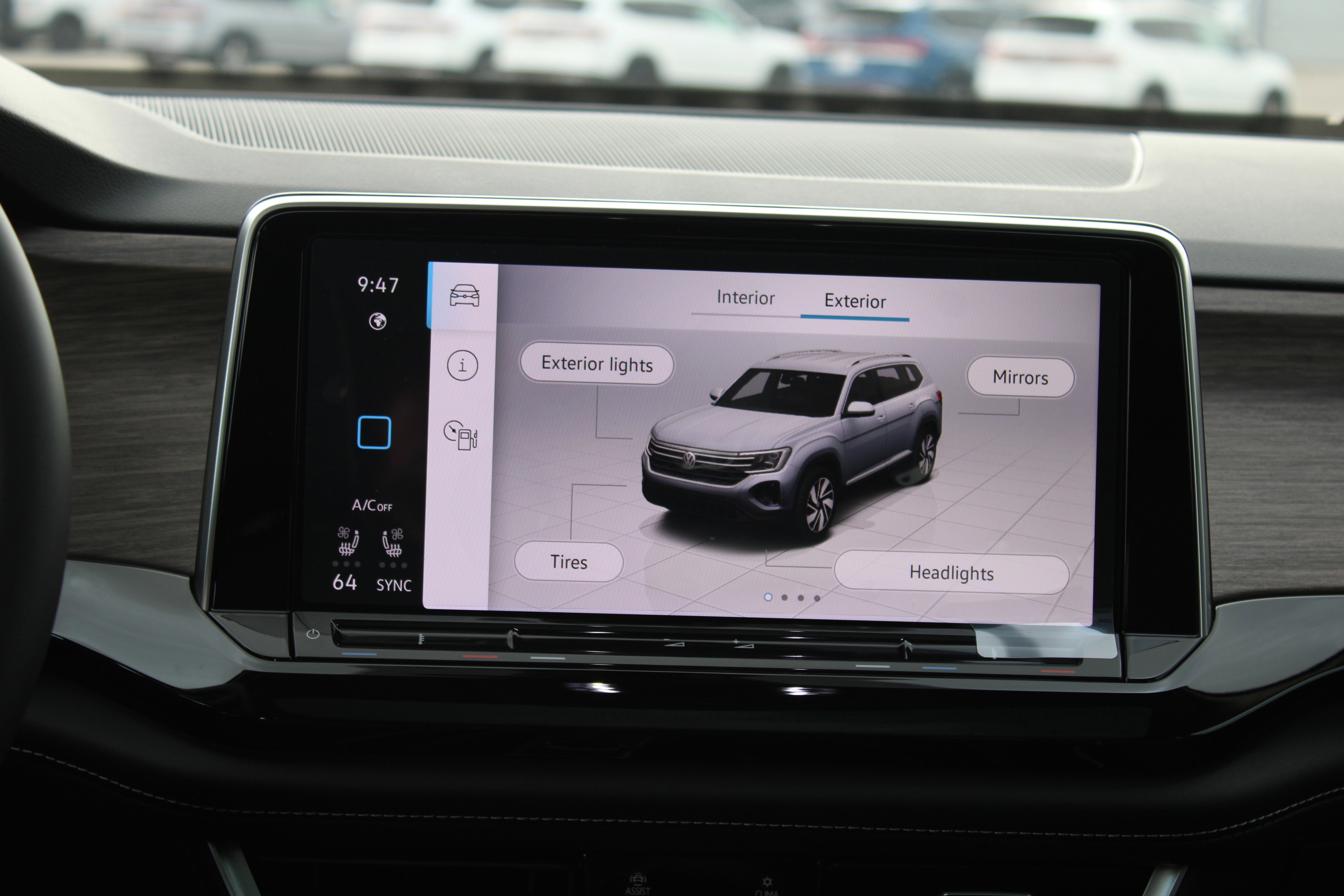 2025 Volkswagen Atlas SEL Premium R-Line photo 2