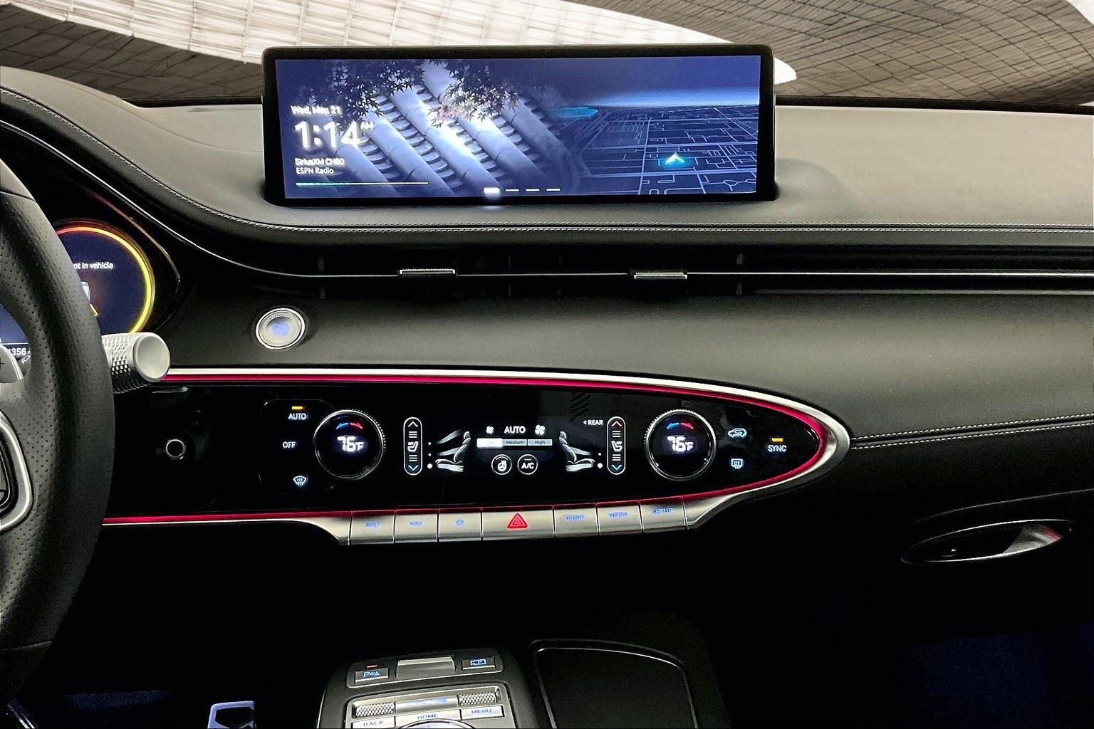 2025 Genesis GV70 3.5T Sport photo 7