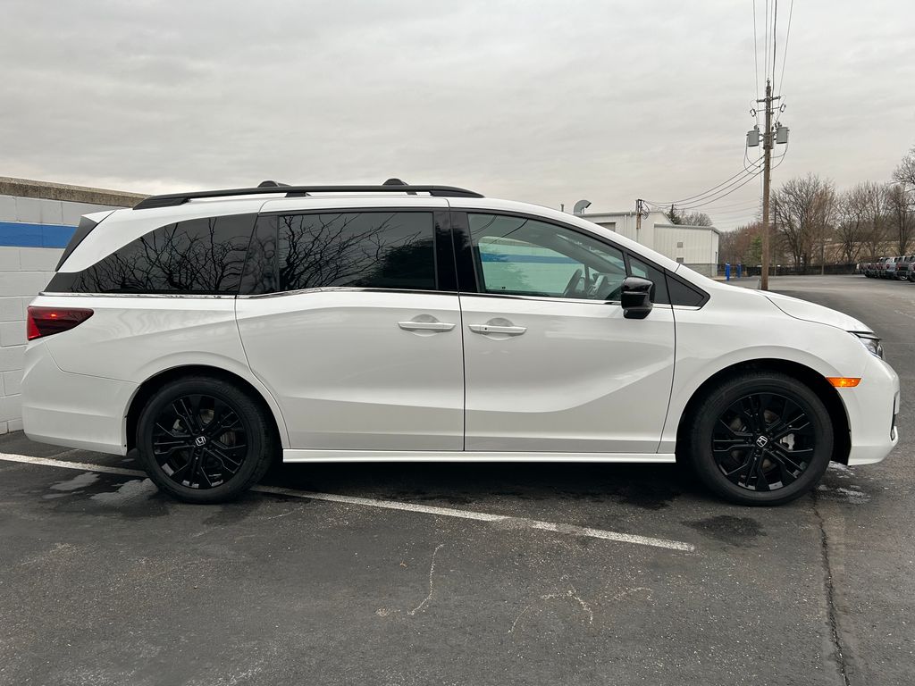 2026 Honda Odyssey photo 6