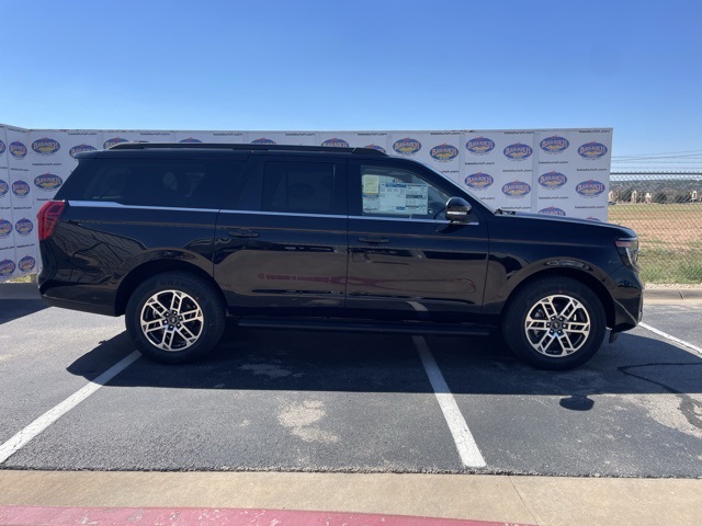 2025 Ford Expedition Active's photo