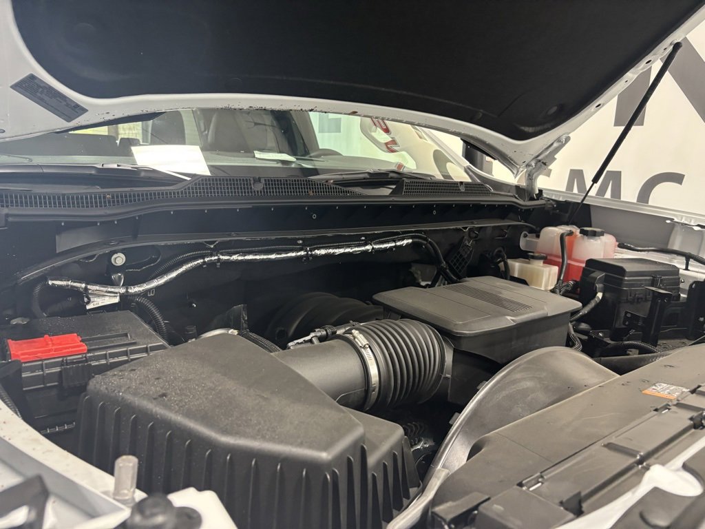 2024 Chevrolet Silverado 3500HD photo 4