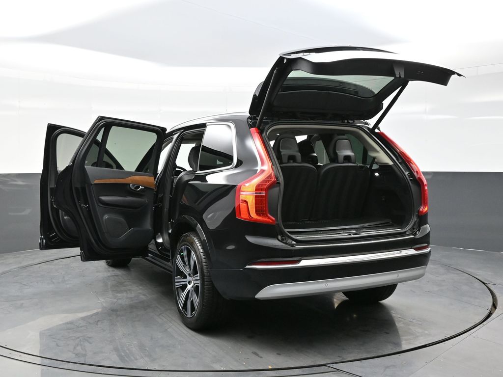2022 Volvo XC90 T8 Inscription Expression photo 34