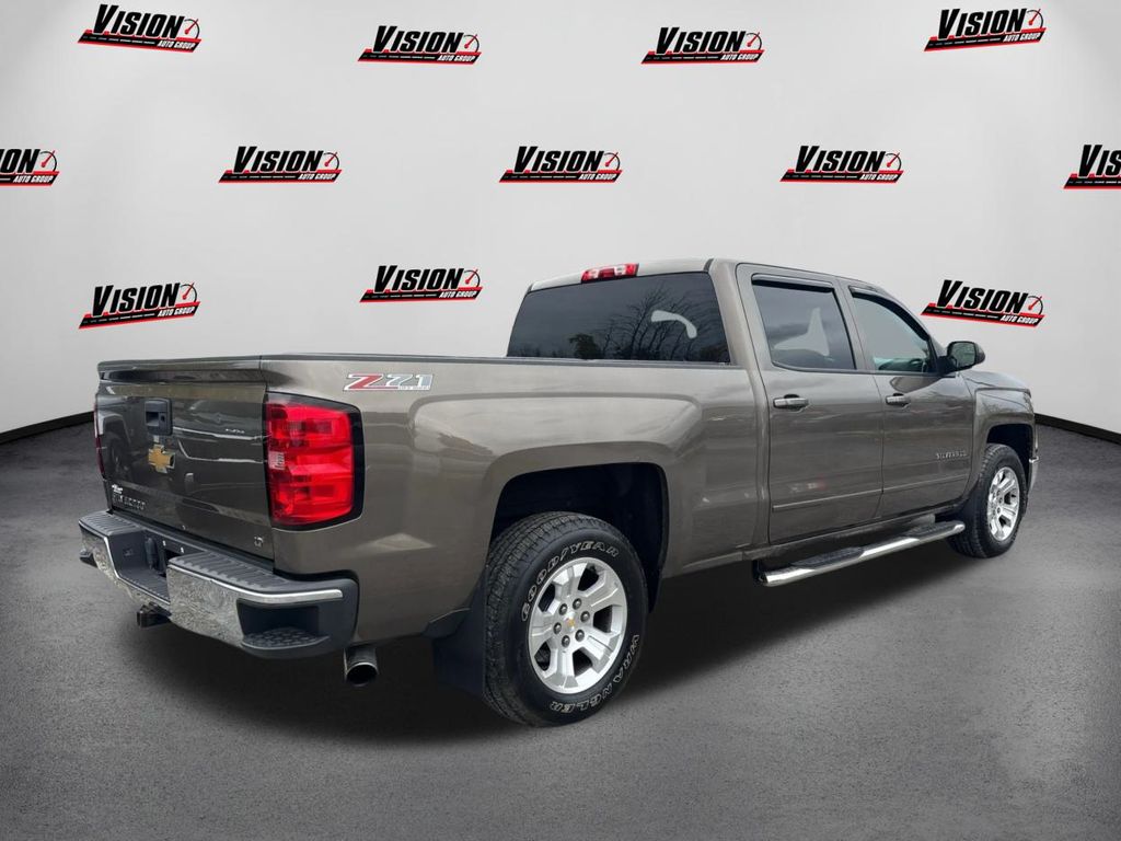 2015 Chevrolet Silverado 1500 LT photo 4