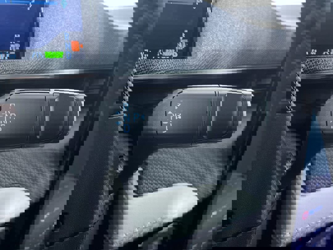 2025 Ford Mustang Mach-E Premium photo 18