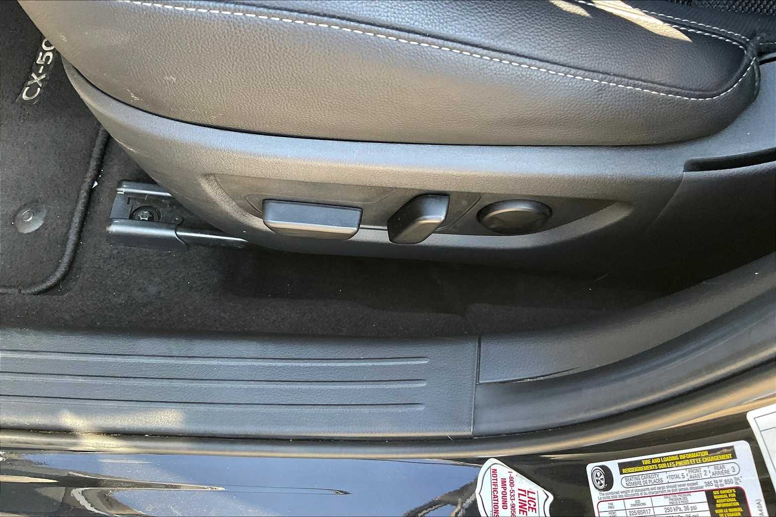 2024 Mazda CX-50 2.5 S Preferred photo 30