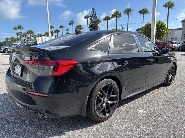 2024 Honda Civic Si photo 2