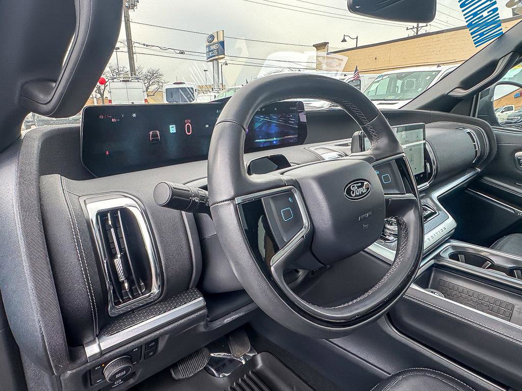 2025 FORD EXPEDITION - Image 13