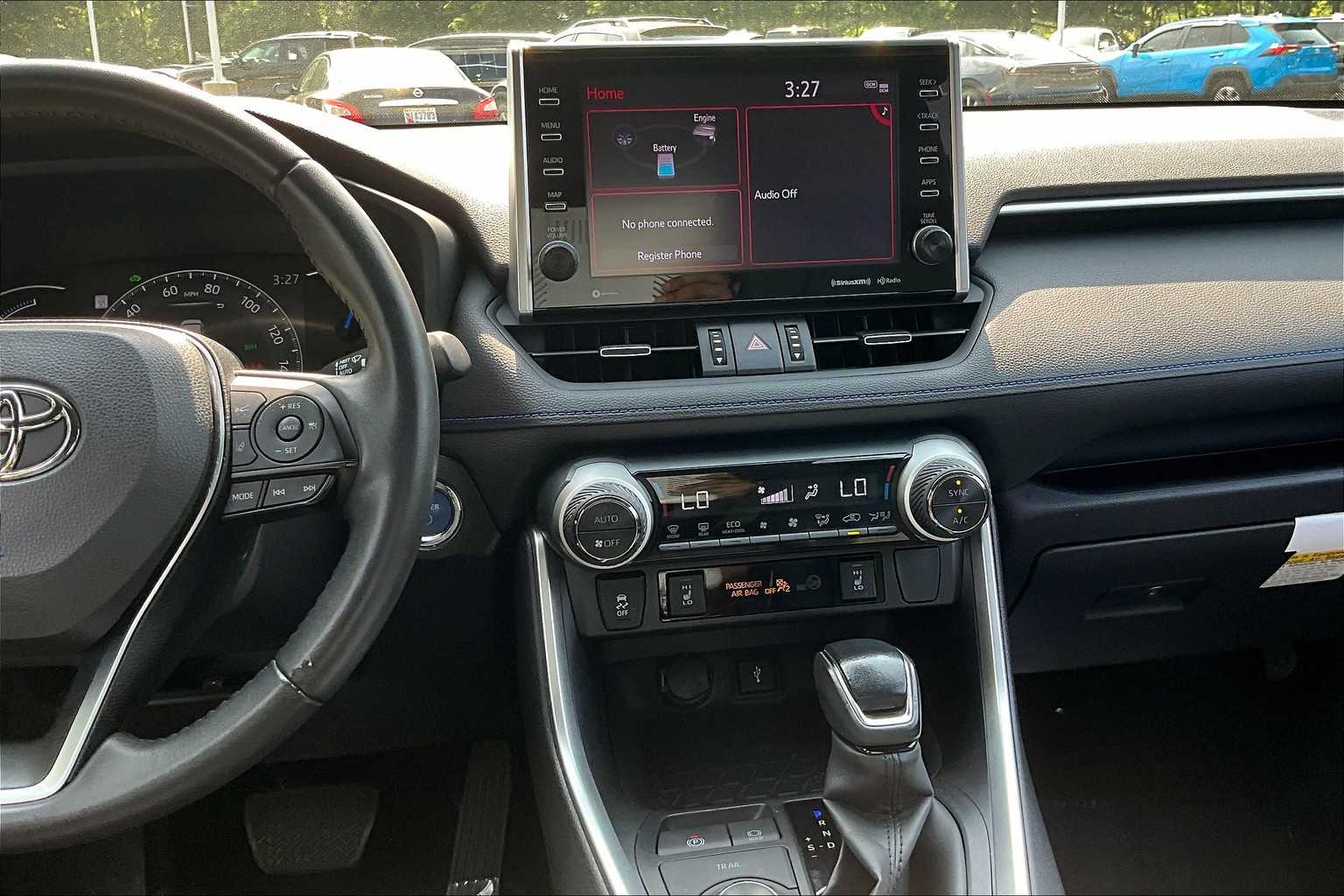 2022 Toyota RAV4 Hybrid XSE photo 6