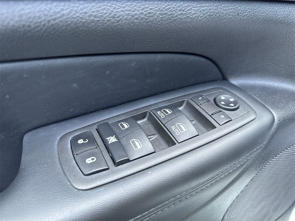2022 Jeep Cherokee Laredo X photo 19