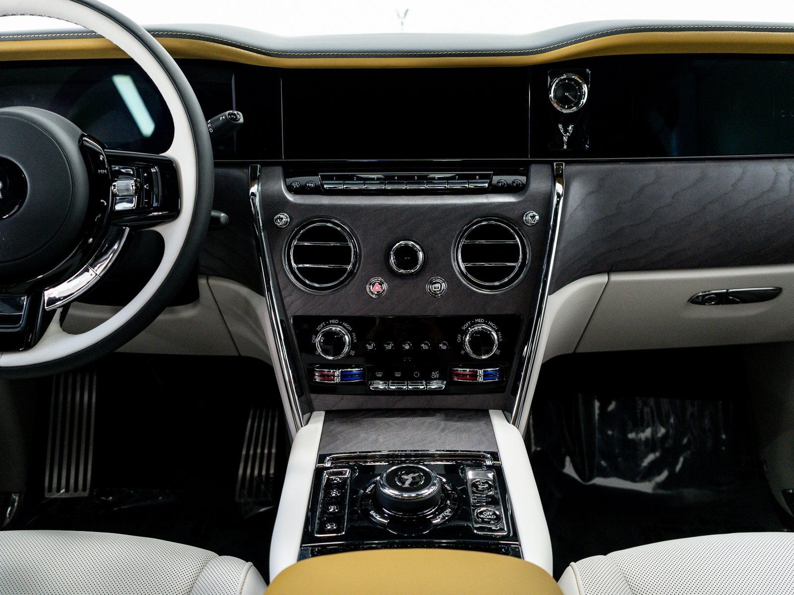 2026 Rolls Royce Cullinan RR photo 32