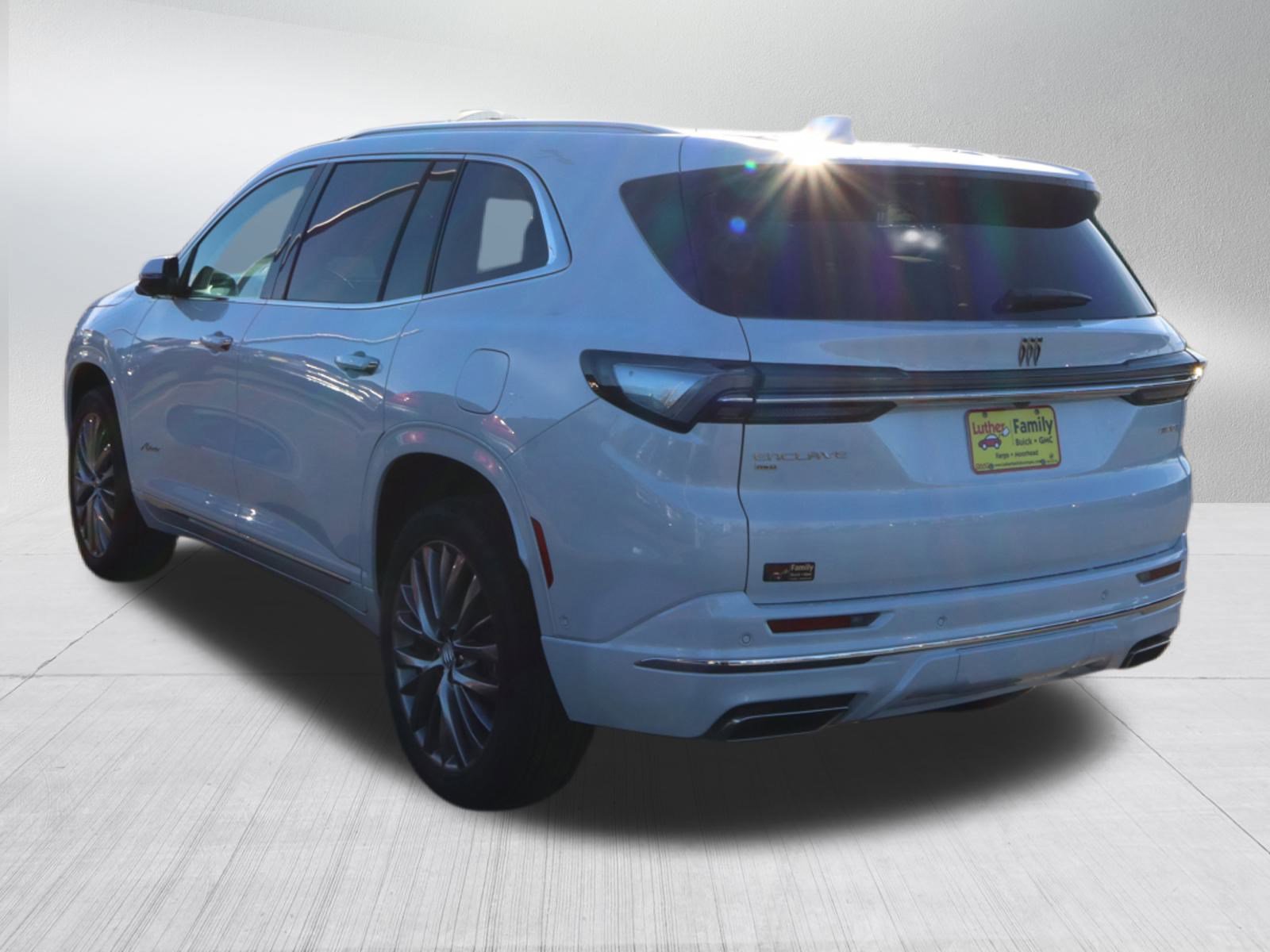 2026 Buick Enclave Avenir photo 3