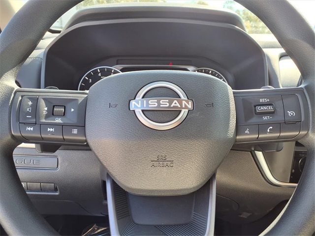2026 Nissan Rogue S photo 18