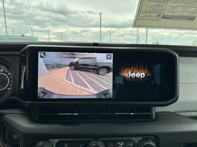 2025 Jeep Gladiator Sport S photo 18